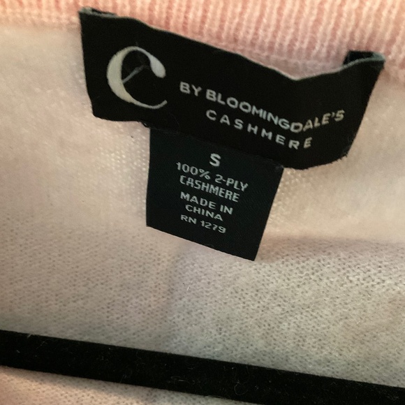 2 -ply Cashmere Sweater by Bloomingdales - Picture 2 of 3